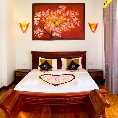 Antonios Villa Hotel Siem Reap Exterior photo