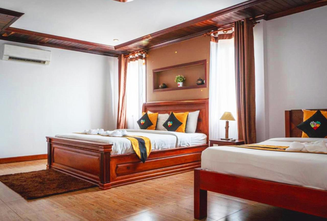Antonios Villa Hotel Siem Reap Exterior photo