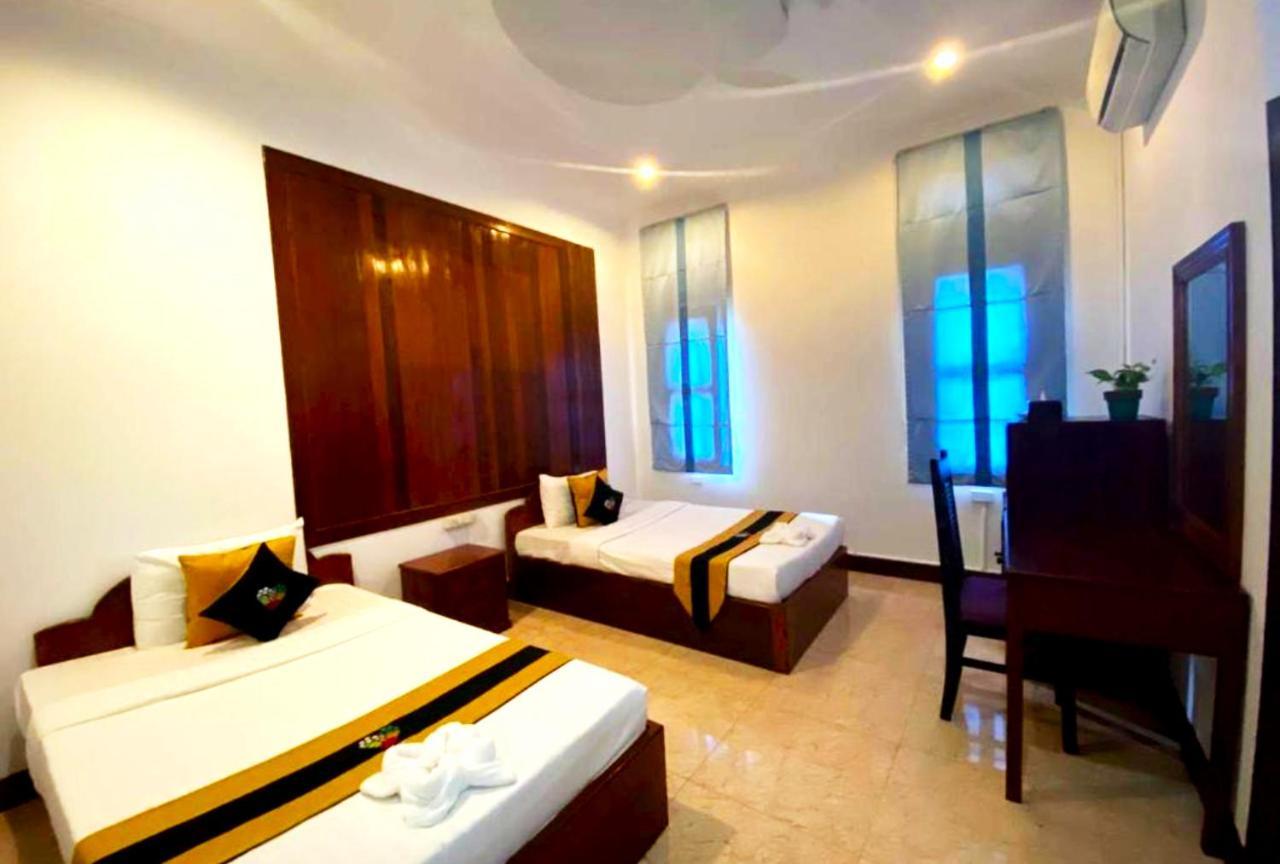 Antonios Villa Hotel Siem Reap Exterior photo